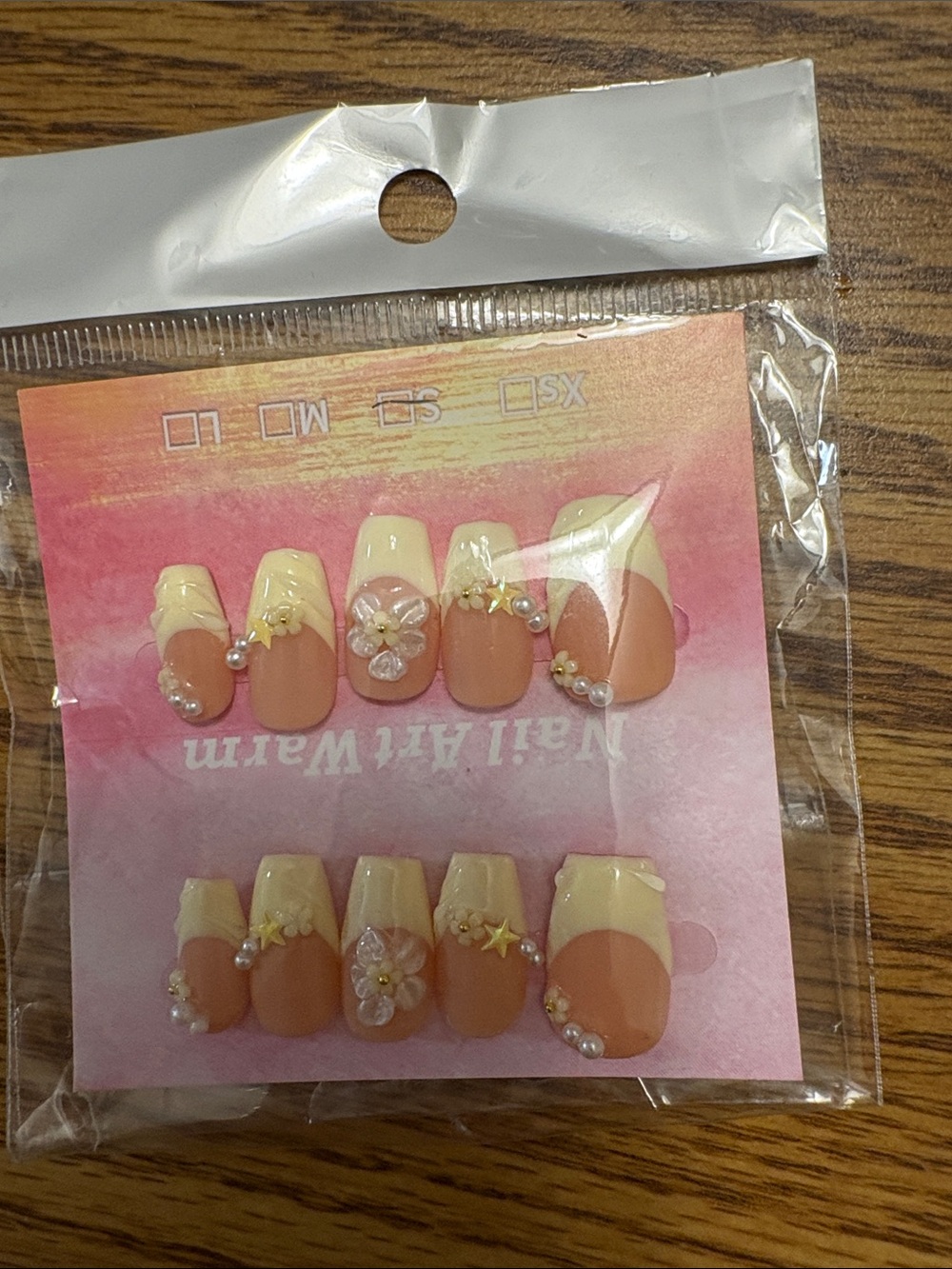 Peach & Cream Floral Pearl Press-On Nails by - Picture 1 of 1